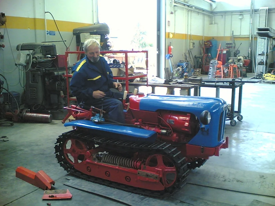 Lavorazione nell’officina SE.R.CO.M.